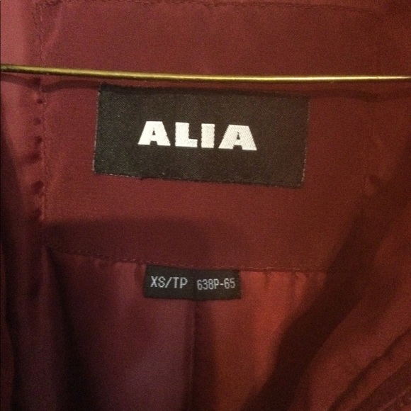 Alia 3/4 Length Coat - Picture 3 of 4